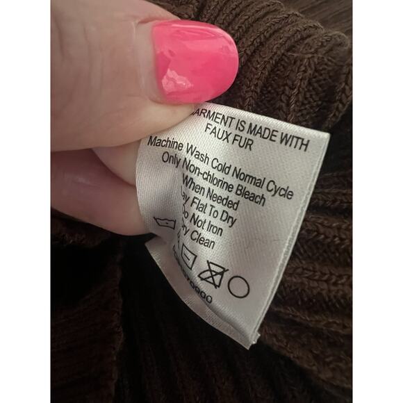 SHOW ME YOUR MUMU Fran Chocolate Brown Ribbed Faux Fur Cuffs Top Sz L NWT - Picture 8 of 10